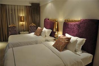 Chongqing Alexander Hotel Экстерьер фото